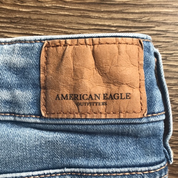 American Eagle light washed denim jeans - Picture 4 of 4